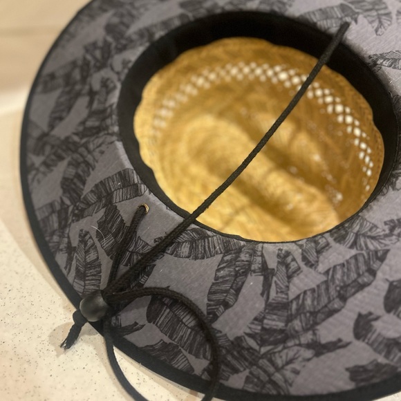 Wide-Brim Sun Straw Hat with Tightener Summer Beach Sun Protection Natural Straw - Picture 8 of 8